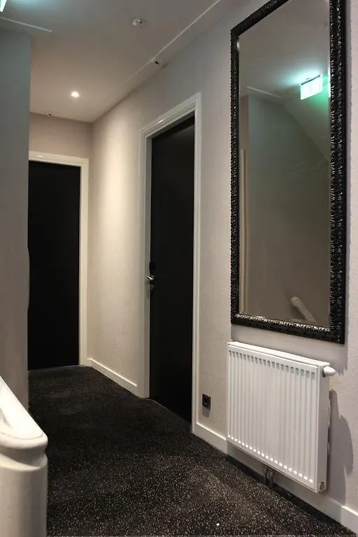 Sara'S Boutique Hotel Amsterdam 3*,  Netherlands